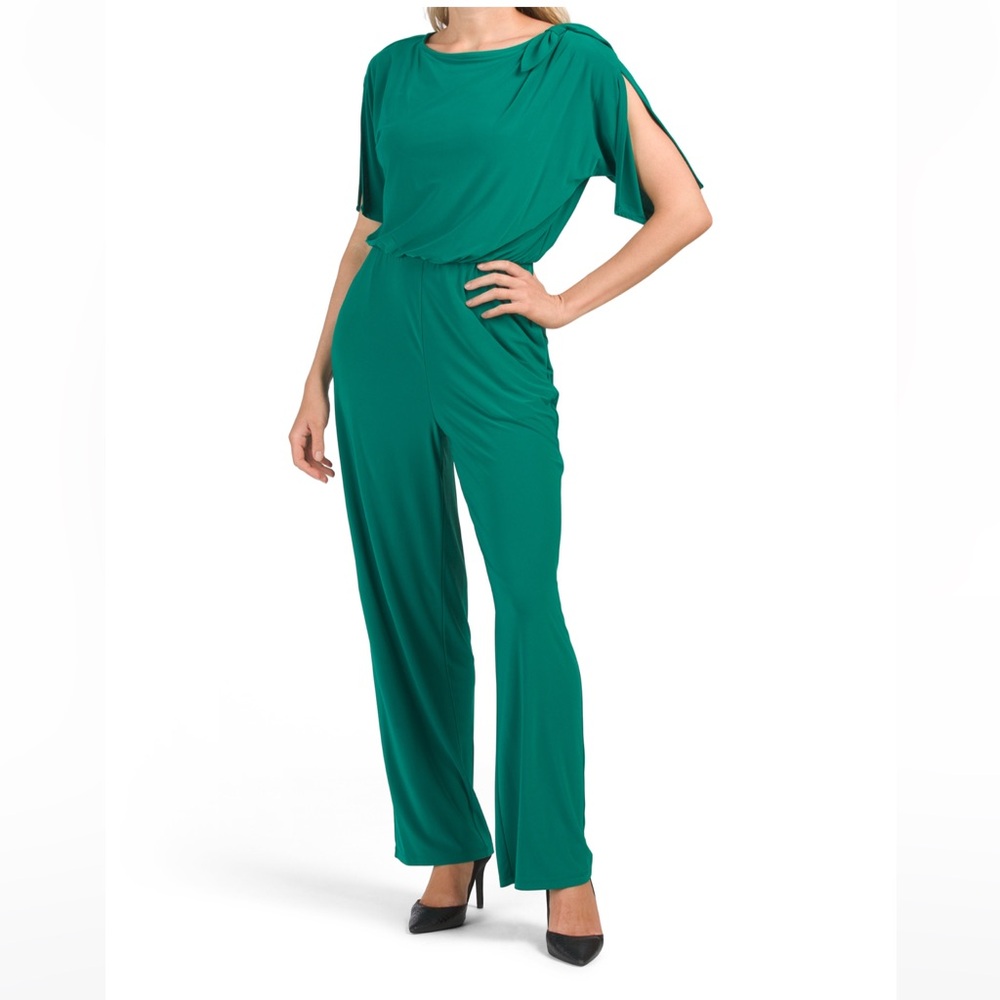 Vince Camuto Jumpsuit Green size 8 NWT
